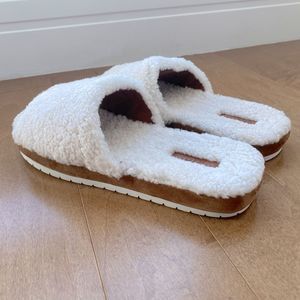 Vince Kalina Genuine Shearling Slipper, Size 10 M - NIB